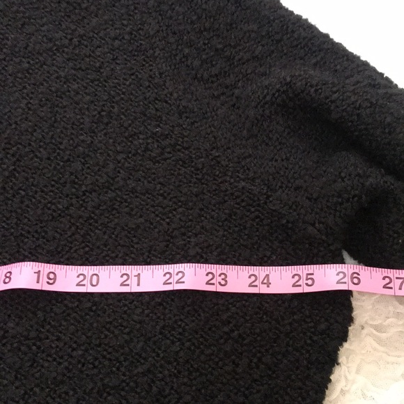 Alliance Knitters Inc Knit Cadigan Black Sweater
Size 2X - Picture 5 of 9